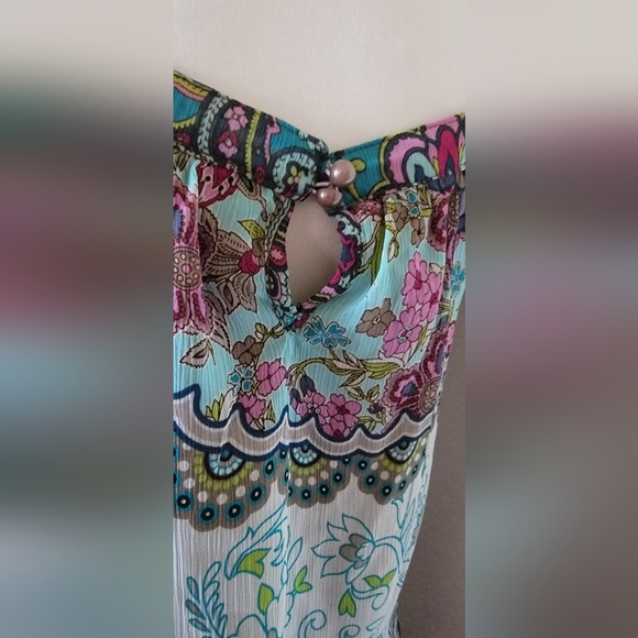 Dress - Picture 9 of 9